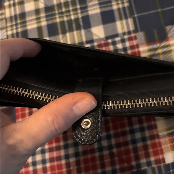 kate spade Black Leather Crossbody Wallet with Gold Hardware - Picture 6 of 10